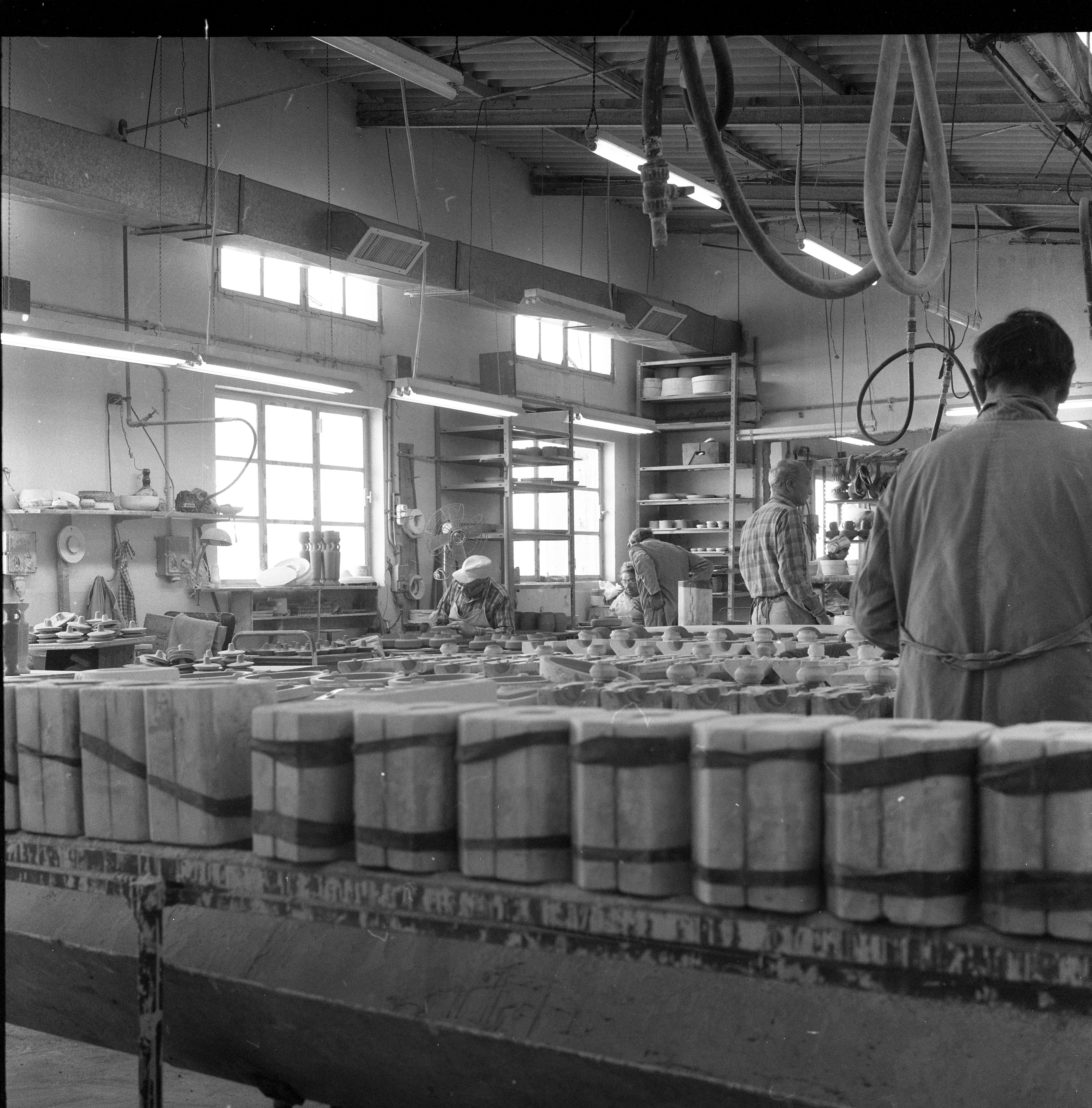  מפעל הקרמיקה, ינואר; 1977