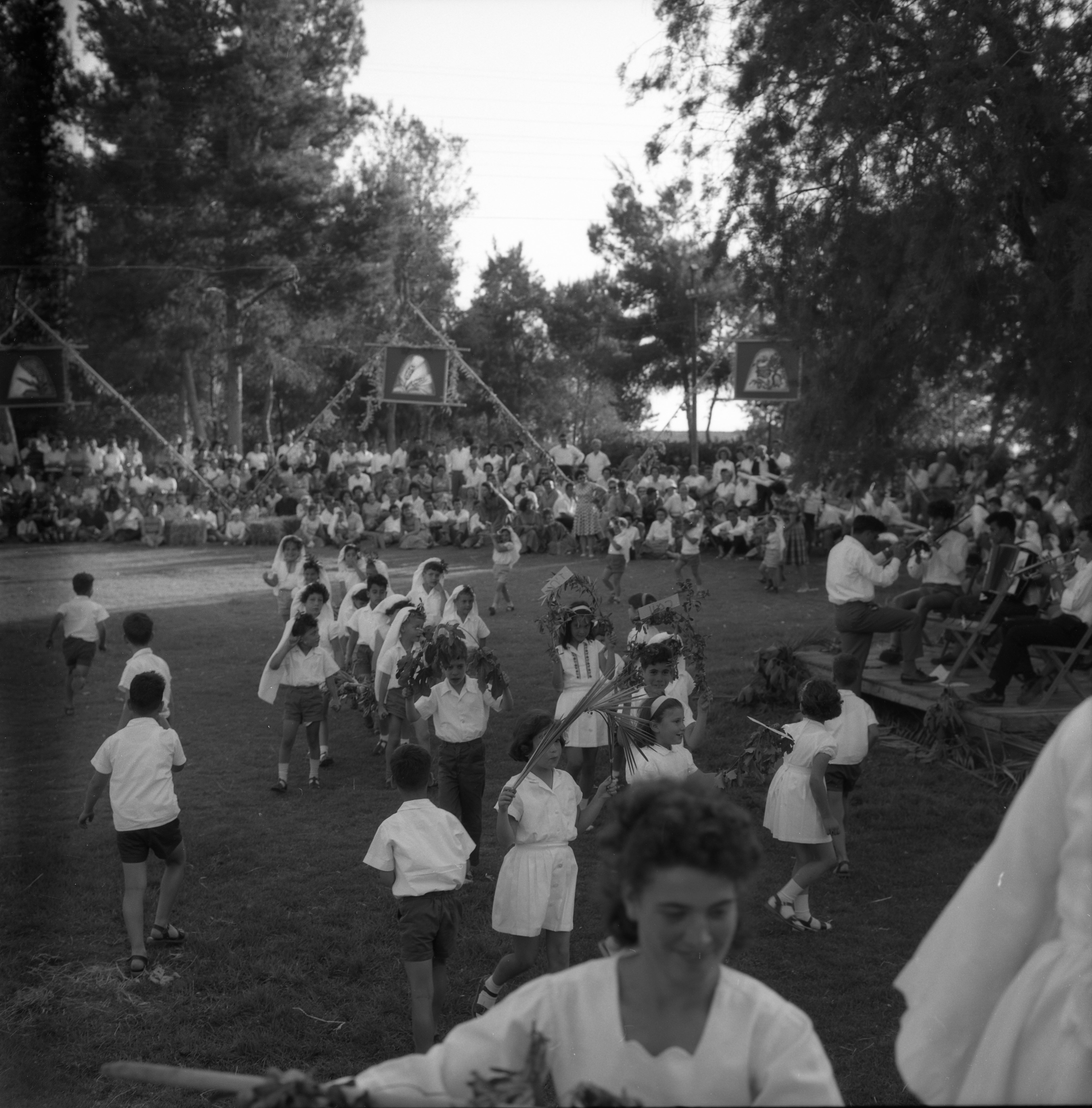  חגי עצמאות/ביכורים תשכ"ד; 1964