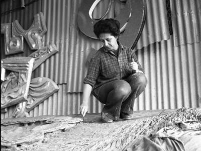  רינה ונעמי במפעל הקרמיקה ; 1973