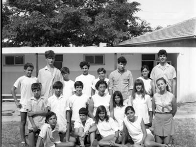  קבוצת תומר בתחילת שנת הלימודים; 1970