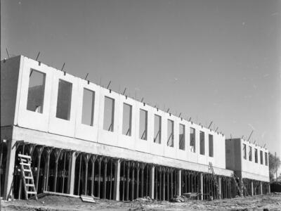  הקמת חדר- האוכל (טרומי) במוסד צפית, ינואר; 1970