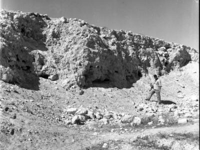  סקר ארכיאולוגי, יולי; 1960