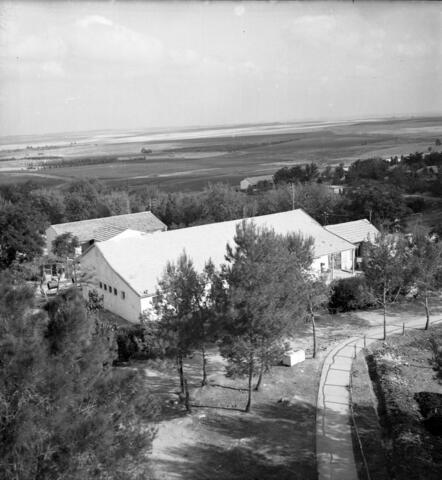  כפר מנחם; 1960