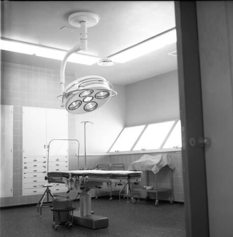  חדרי- מיון חדשים בביה"ח קפלן; 1969