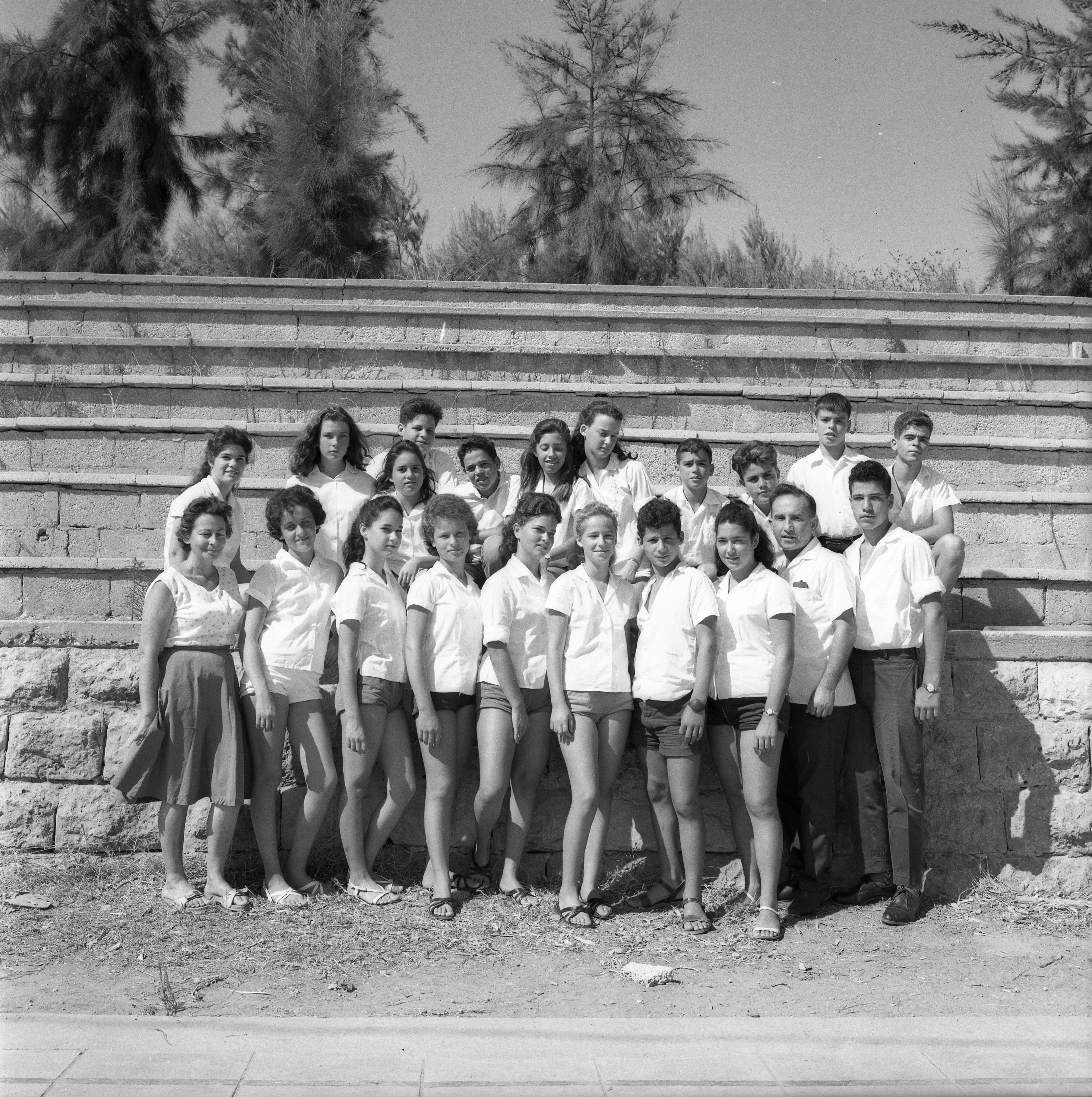  תחילת שנה"ל; 1964