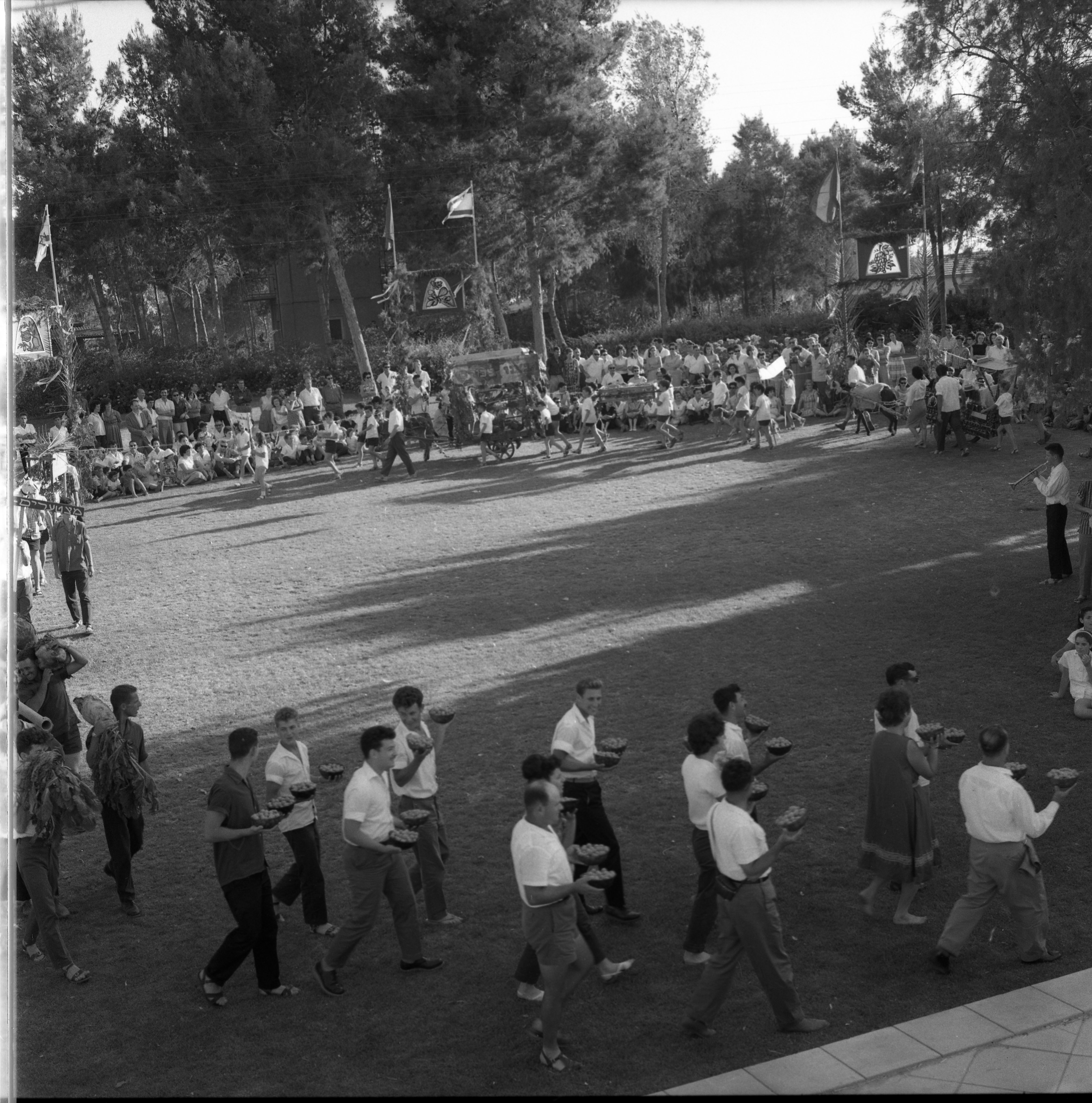  חג- הביכורים תשכ"ג; 1963