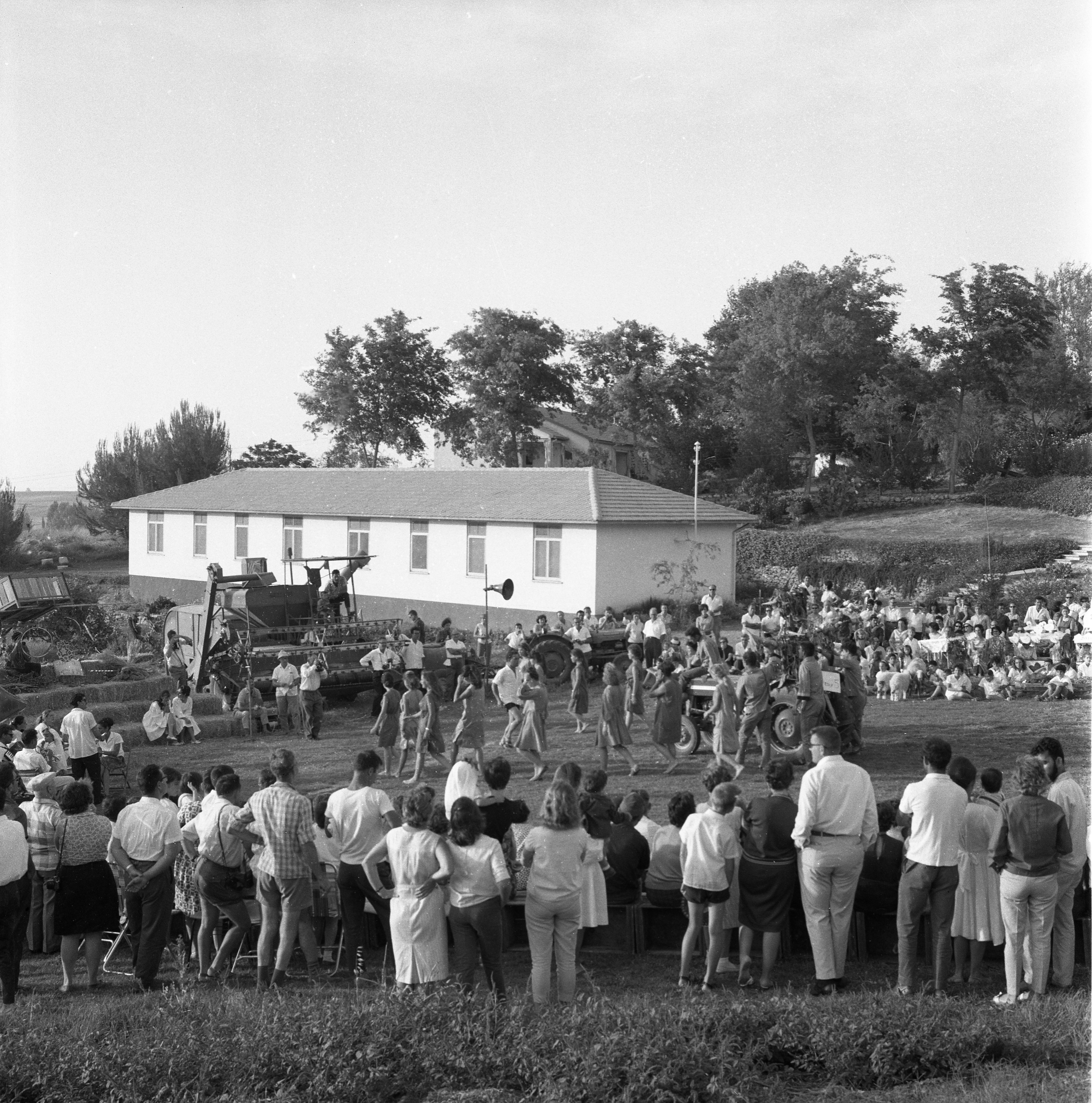  חג- הביכורים תשכ"ו; 1966