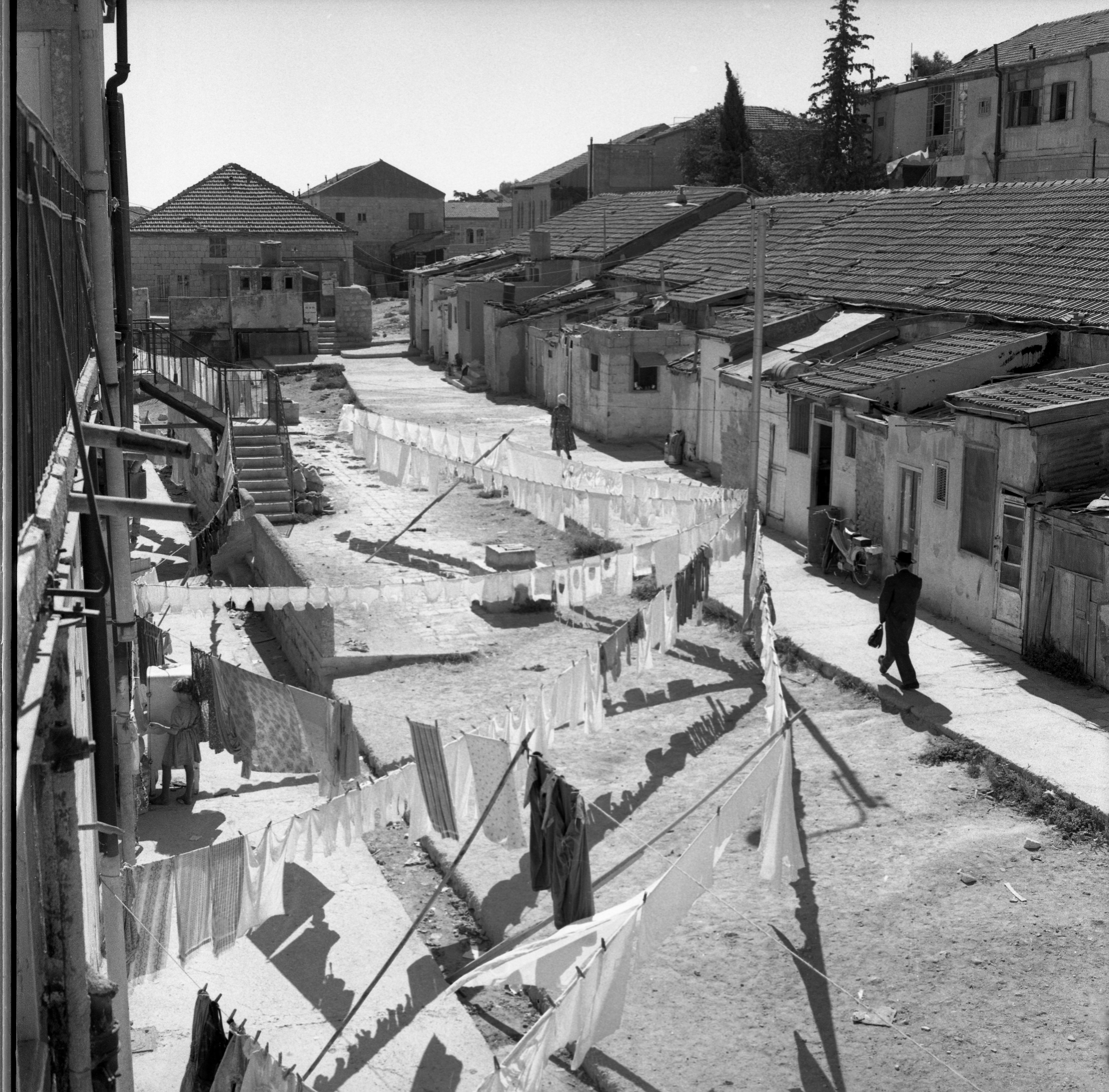  ירושלים, מאה שערים; 1966