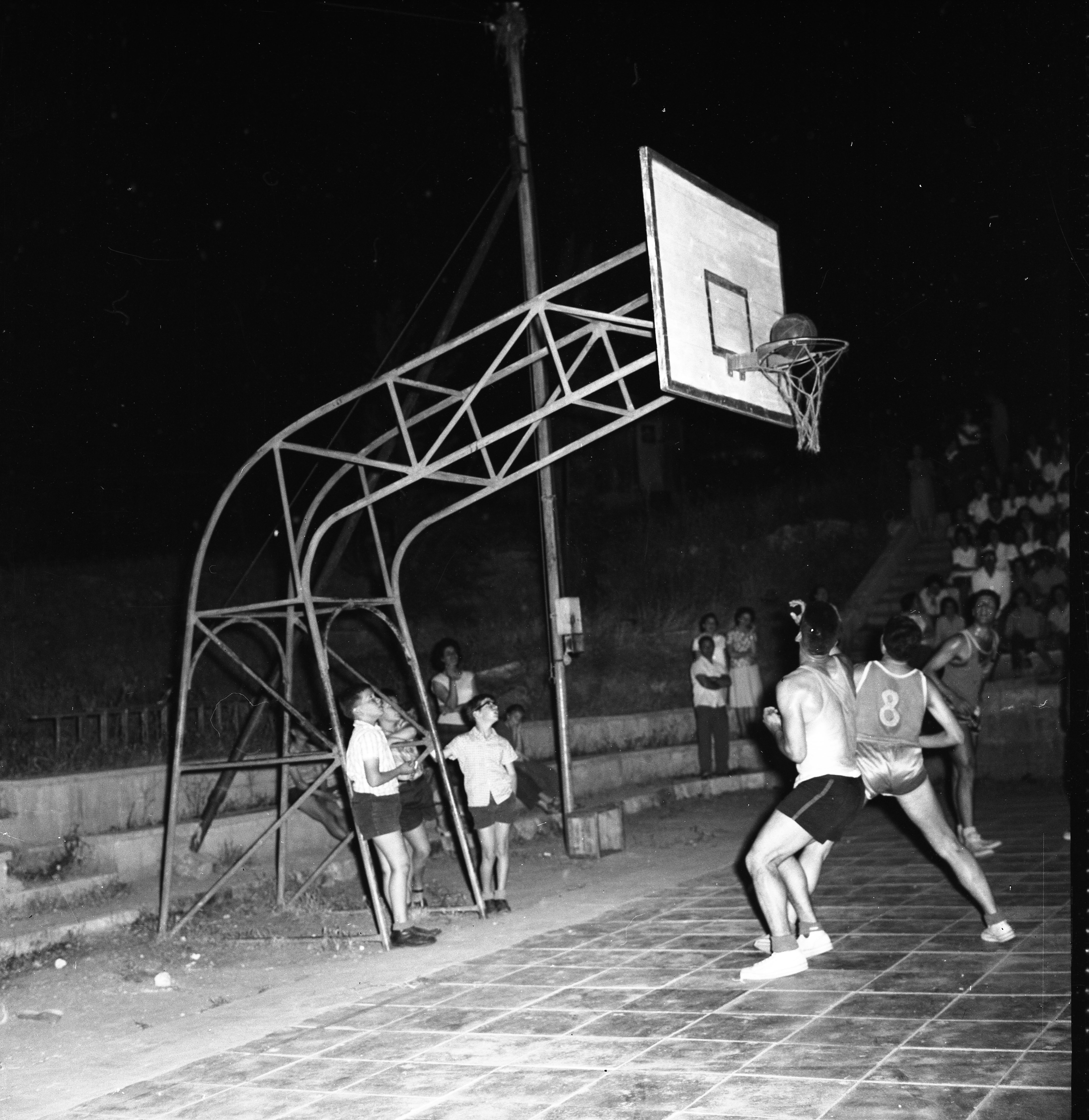  מכבי תל אביב נגד נבחרת כפר מנחם