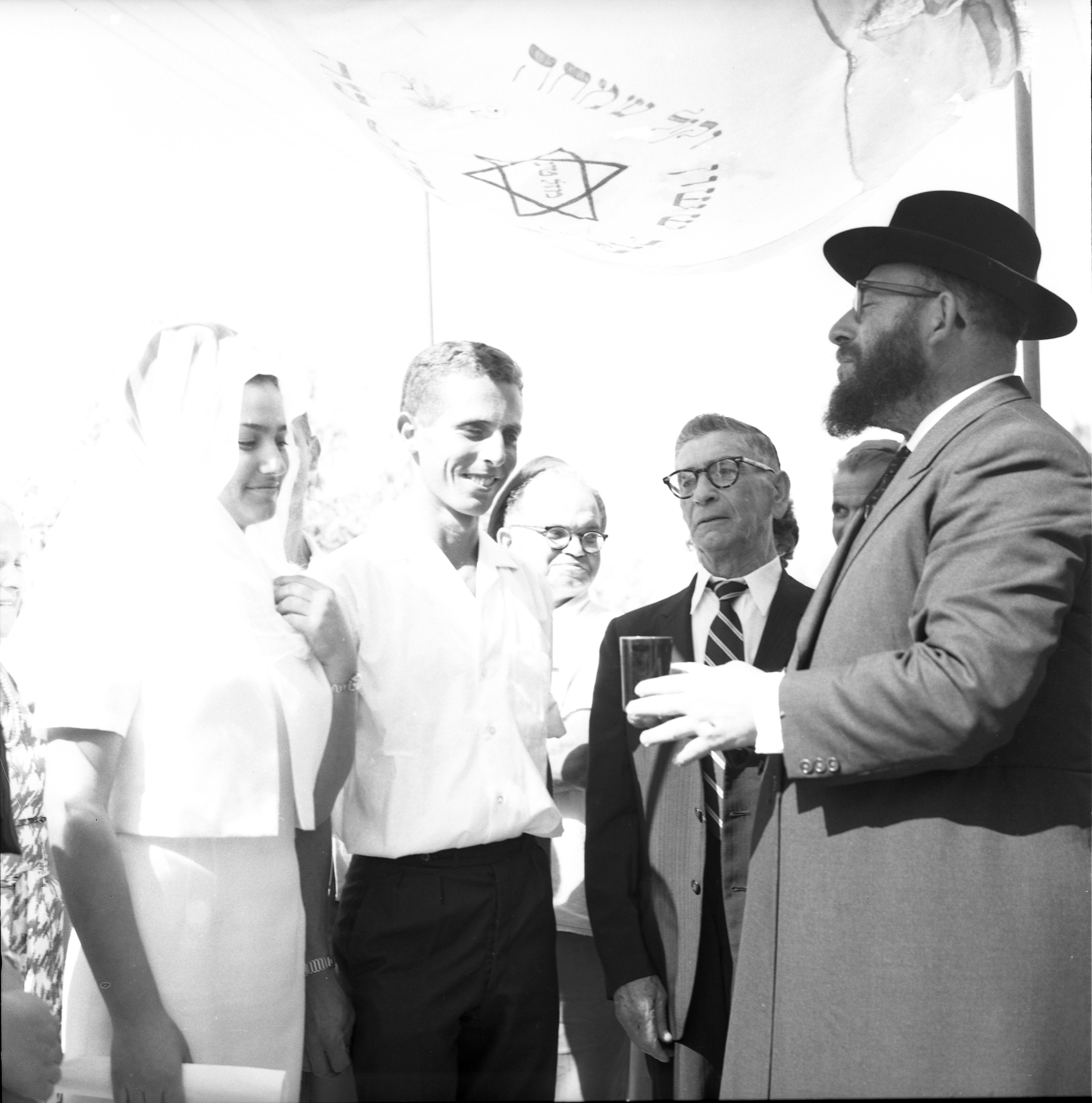  חתונות בכפר מנחם יולי; 1965