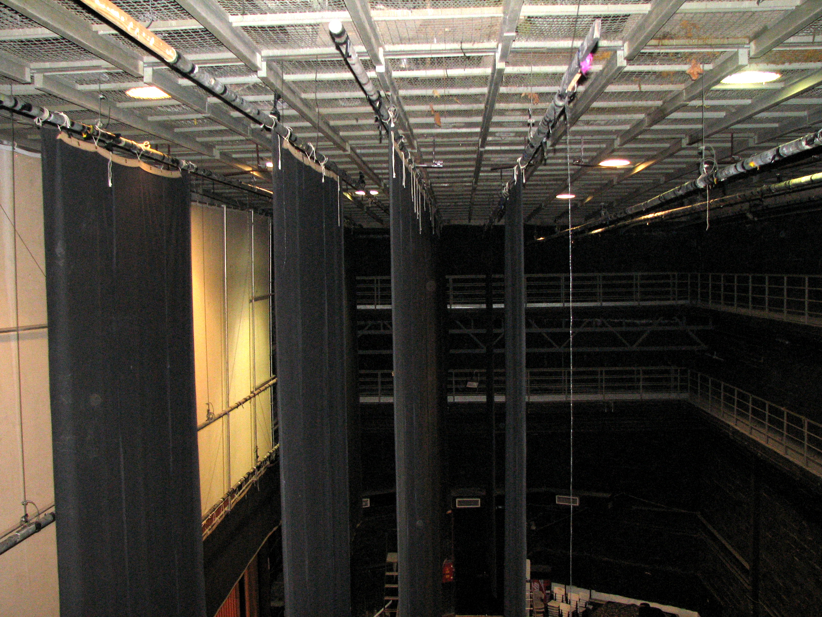 37540 - Cieling.jpg