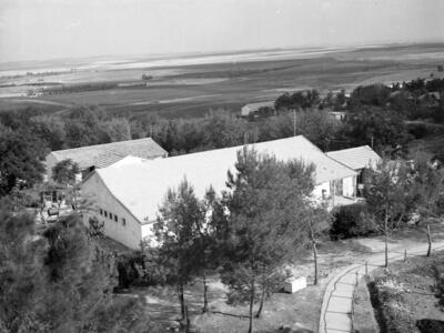  כפר מנחם; 1960