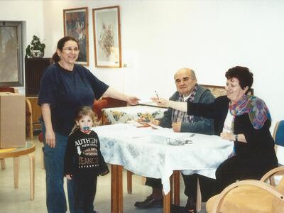 14090 -רינה, נחום שור, שלומית הורביץ. מאי 2004.jpg