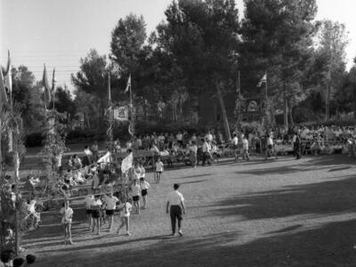  חג- הביכורים תשכ"ג; 1963