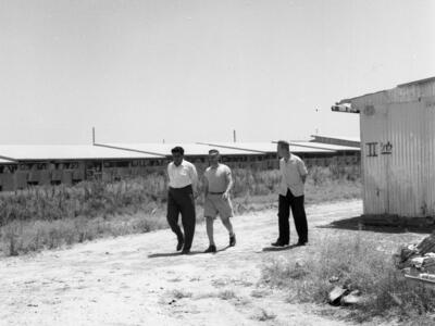  ביקור תת שר החקלאות של הודו בכפר מנחם; 1961