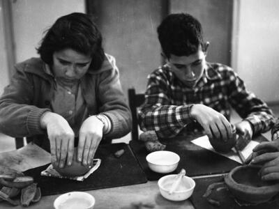  נעה יערי, ינאי שטרסבורגר כתת מלאכה; 1961