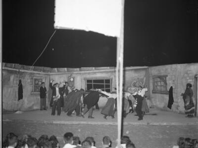  הצגה 'עמך'; 1959