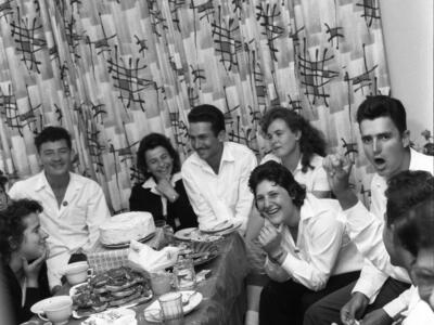  יום הולדת אורה , עירית