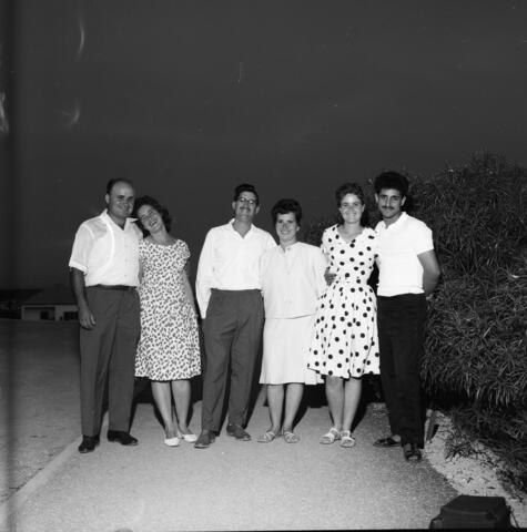  חתונת הארבעה; 1962
